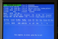 Memtest86+: Pass 5 までエラー無し