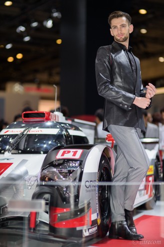 東京モーターショー 2015: 男性コンパニオン: Audi