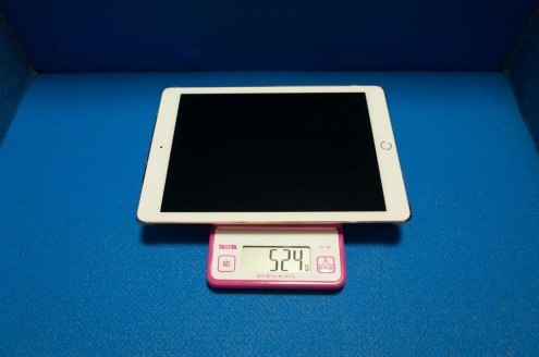 iPad Pro 9.7インチ + Elecom シェルカバー TB-A16PV2CR 重量