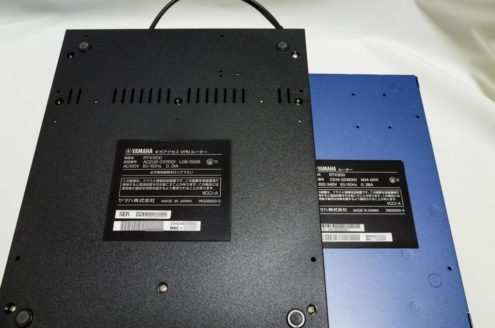 RTX1210 vs. RTX1200: 裏面